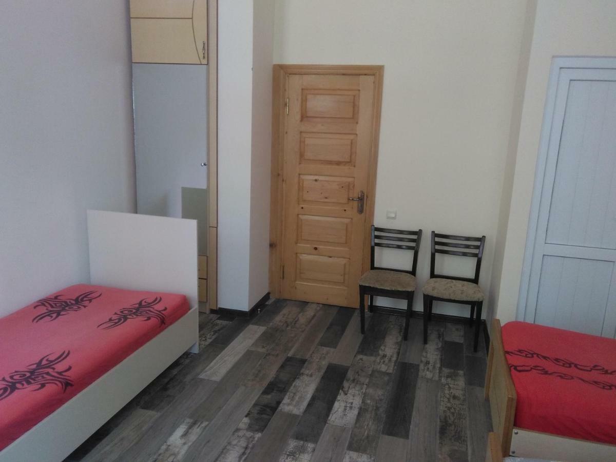 Str.Agmashenebeli 548 Hotel Kobuleti Exterior photo